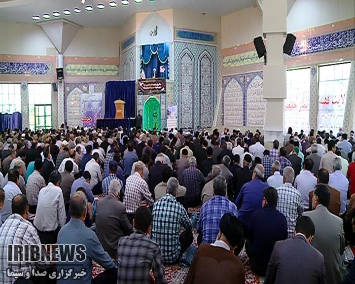 امام خمینی (ره) بنیانگذار عزت اسلام در دوره طاغوت