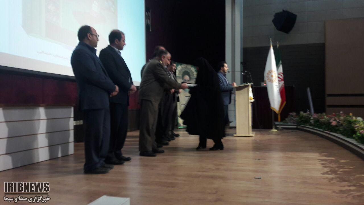 تجلیل از فعالان عرصه کتابخوانی خراسان شمالی