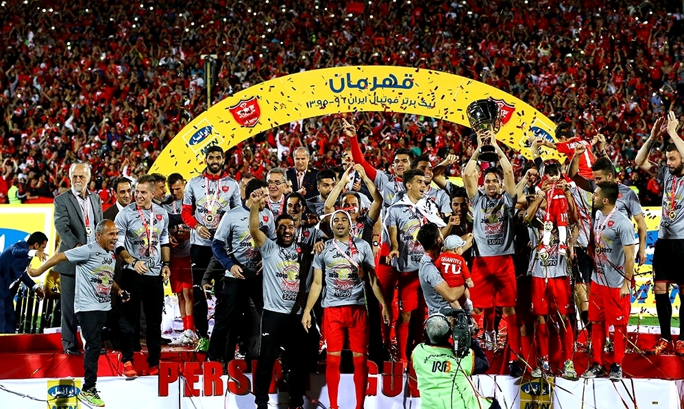 جشن قهرمانی پرسپولیس به تاخیر افتاد!