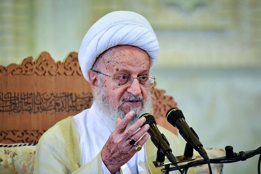 تاکید مرجع تقلید شیعیان بر تربیت نیرو طبق فرهنگ اسلامی در دانشگاه ها