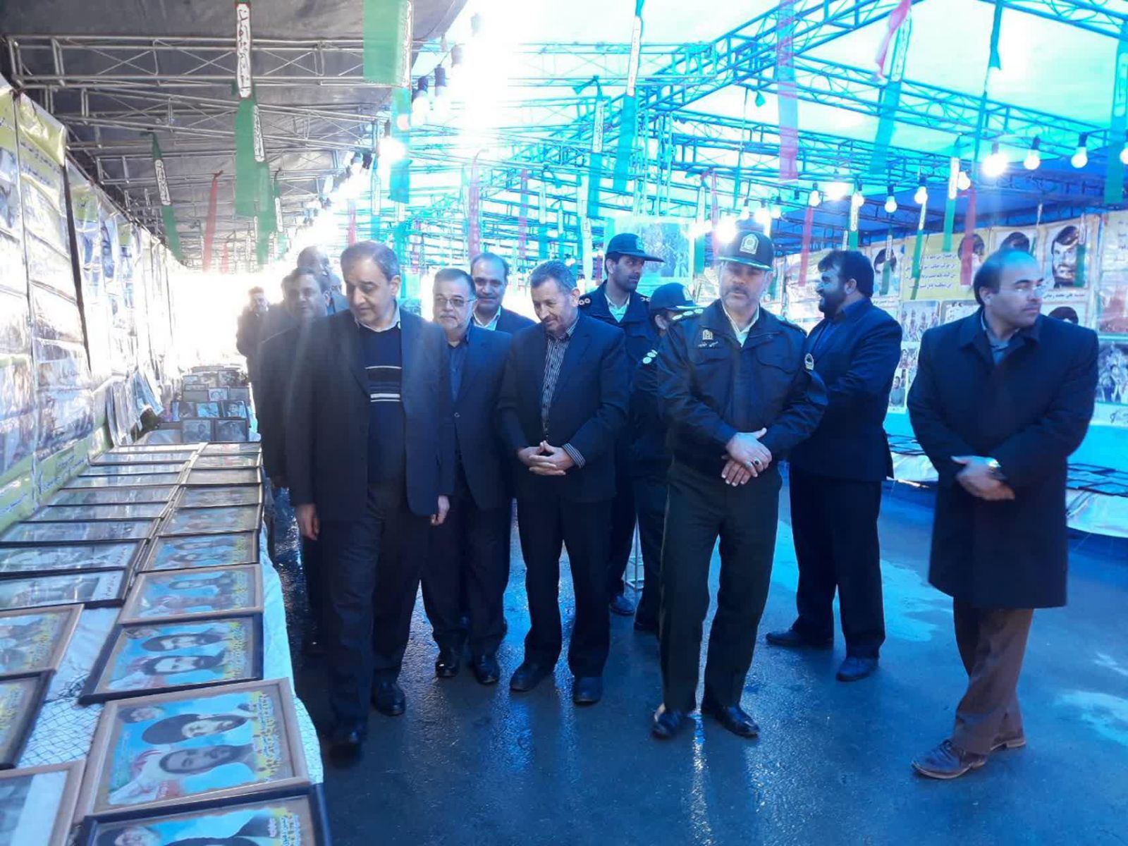 گشایش نمایشگاه 