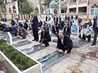 ادای احترام مسئولان استانی کرمان به مقام شامخ شهدا ادای احترام مسئولان استانی کرمان به مقام شامخ شهدا