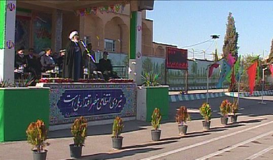 صبحگاه مشترک نیرو&zwnj;های نظامی و انتظامی یزد