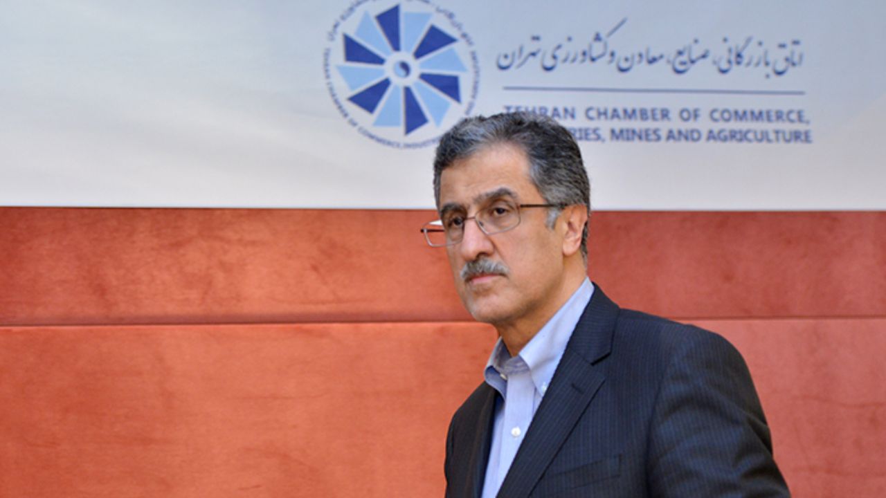 ناهماهنگی دستگاه&zwnj;های مختلف و نبود سامانه یکپارچه علت بازنگشتن ارز صادراتی