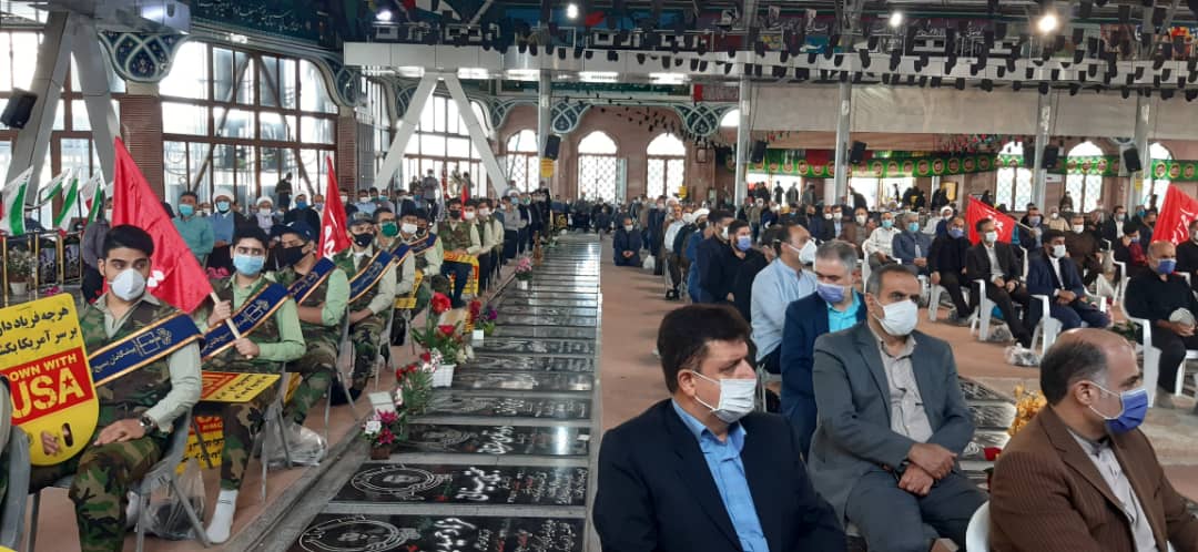 اعتراض به توهین کنندگان به مقدسات اسلامی