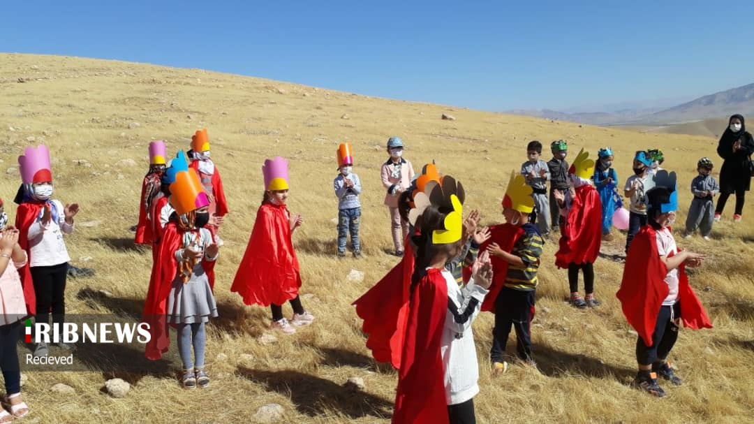 بازدید کودکان مهدهای کودک ازمنطقه شکارممنوع قراویز بازدید کودکان مهدهای کودک ازمنطقه شکارممنوع قراویز