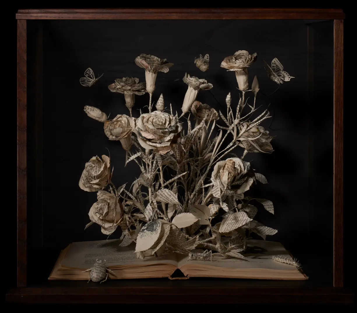 مجسمه‌هایی شگفت‌انگیز از جنس صفحات کتاب