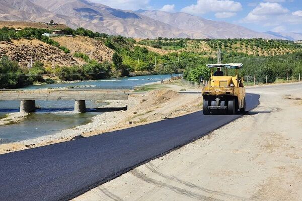 سرمایه گذاری ۱۲۰ هزار میلیارد ریالی برای  توسعه راههای آذرباجان غربی