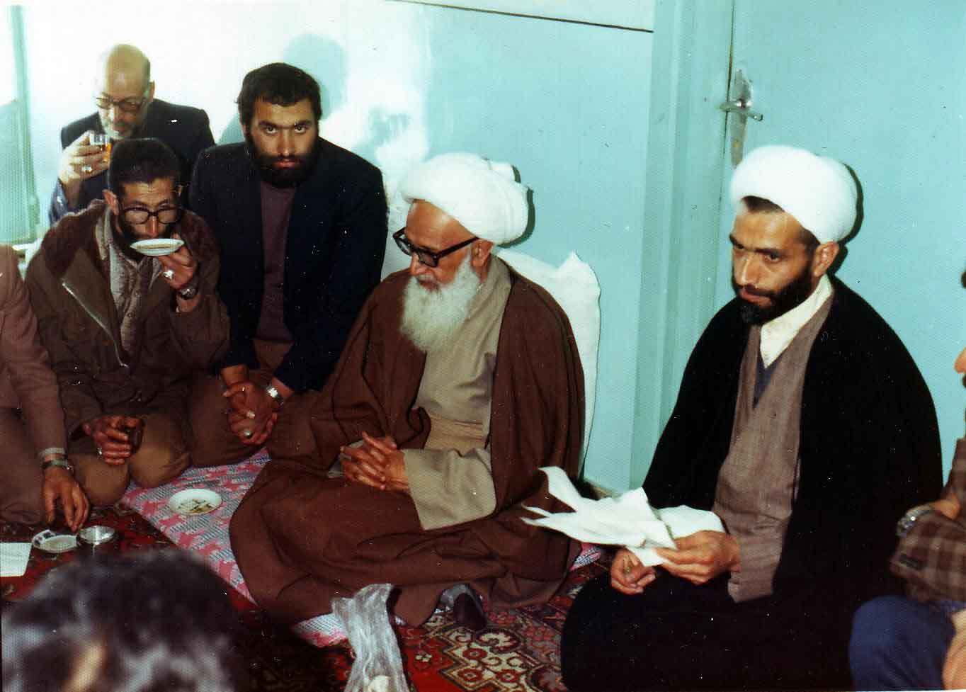 یادی از چهارمین شهید محراب آیت الله اشرفی اصفهانی یادی از چهارمین شهید محراب آیت الله اشرفی اصفهانی