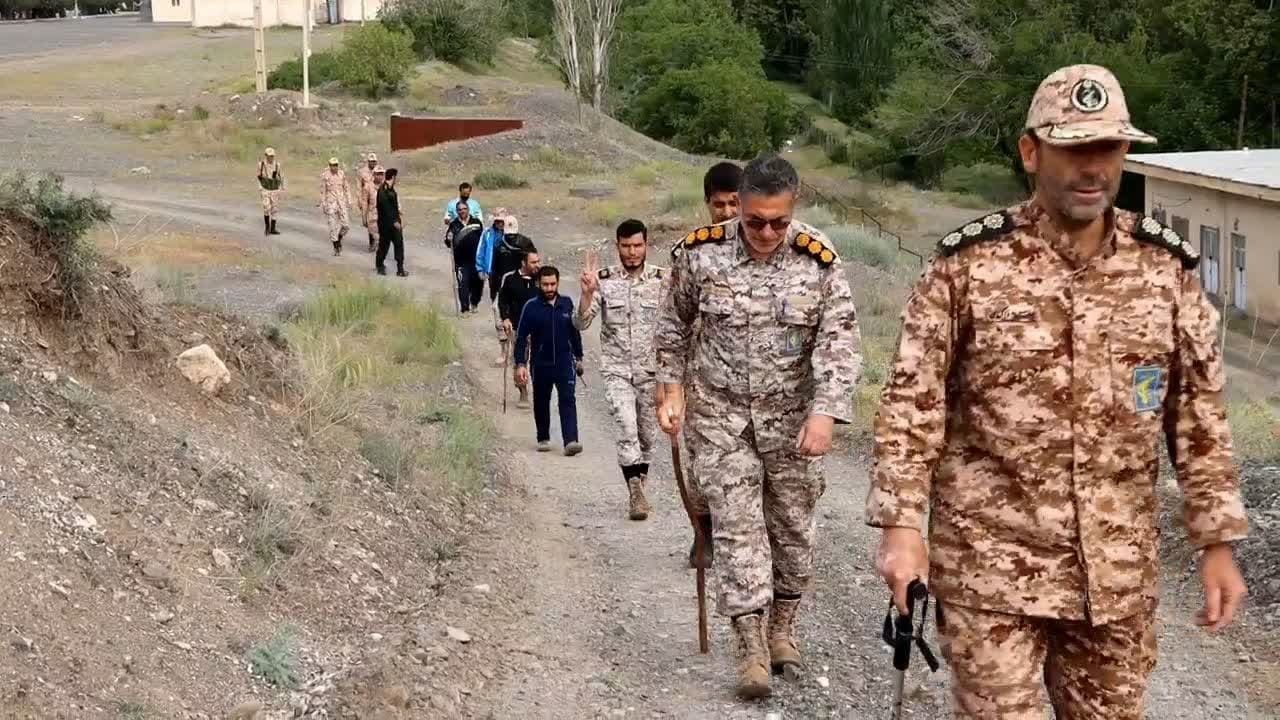 ‌کوهپیمایی کارکنان و پایوران سپاه در  خوی