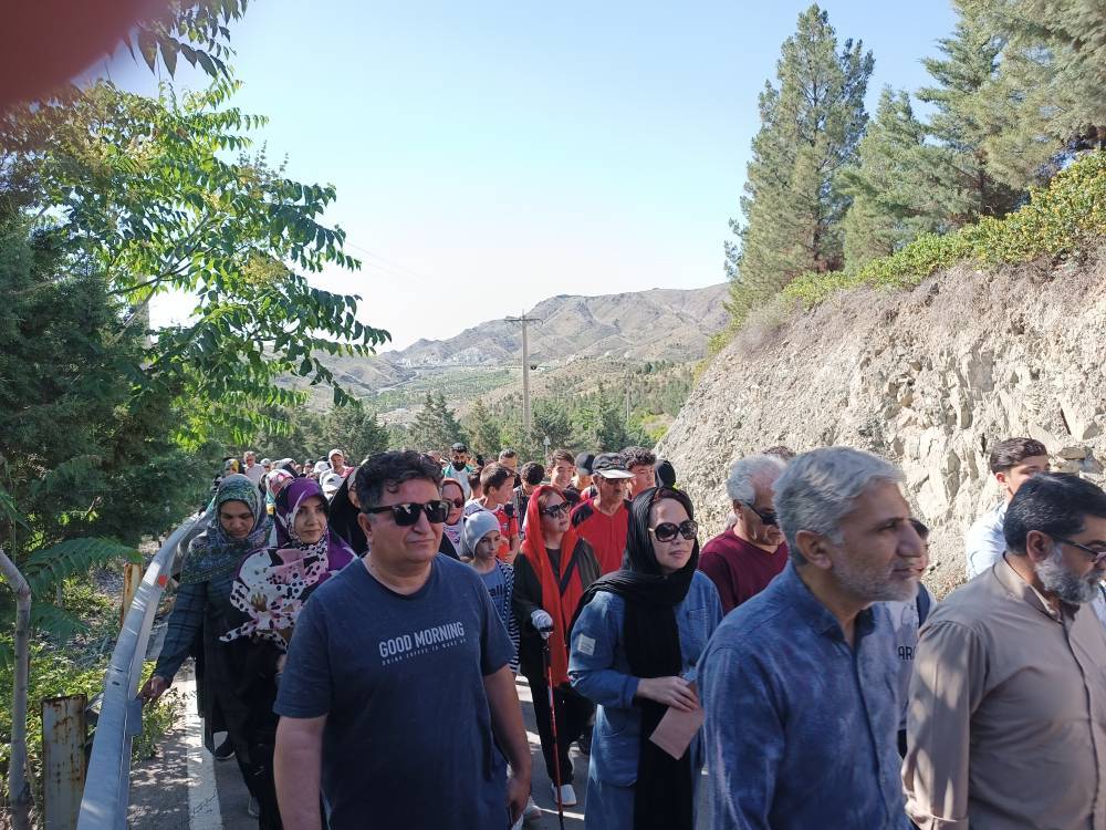 همایش کوهپیمایی خانوادگی در مشهد