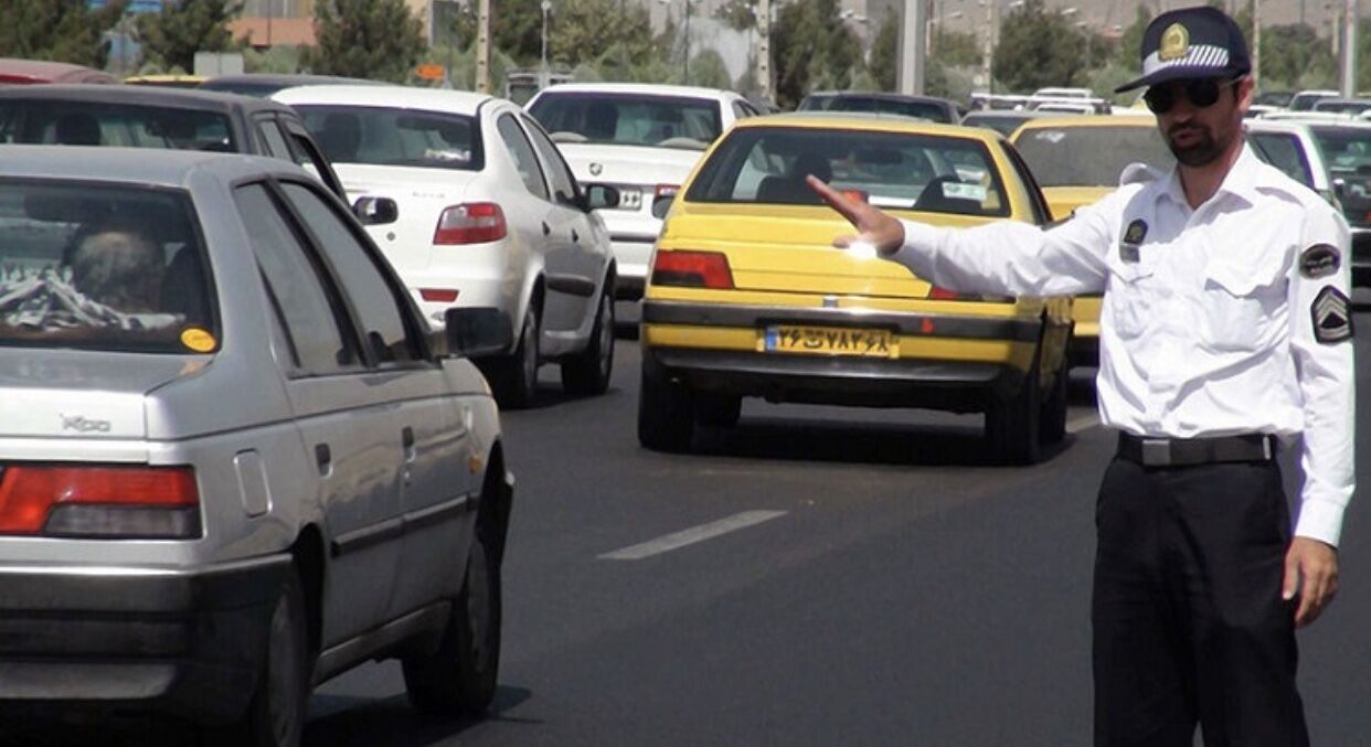 استقرار پلیس در نقاط دارای شدآمد سنگین روز اول مهر در اهواز