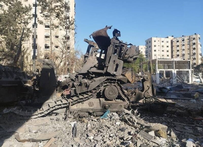 ایهود باراک: سنوار یک قهرمان بود