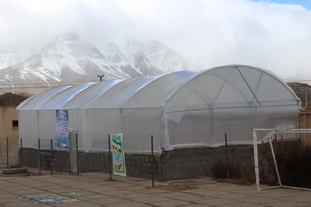 افتتاح گلخانه مهارت‌آموزی مدرسه استثنایی در بوانات