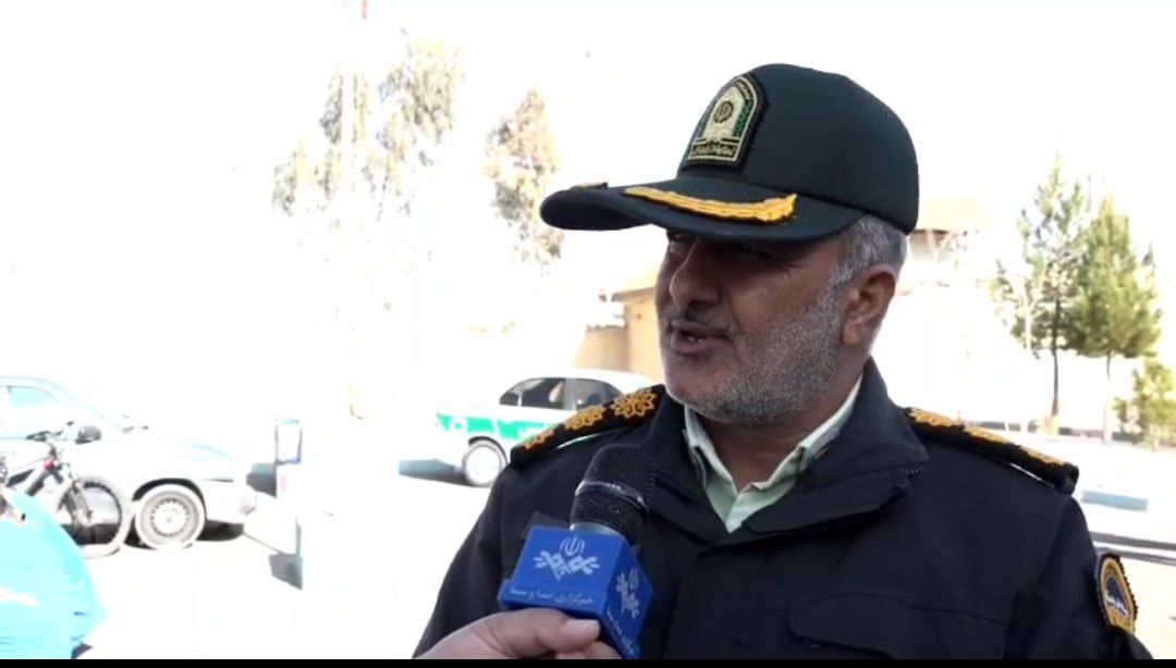 متلاشی شدن شبکه سرقت موتورسیکلت ومحتویات داخل خودرو در کرمان متلاشی شدن شبکه سرقت موتورسیکلت ومحتویات داخل خودرو در کرمان