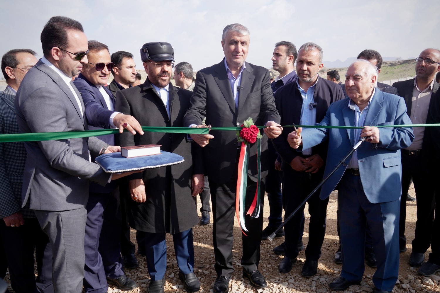 بهره برداری از مرحله نخست نیروگاه خورشیدی فیروزآباد