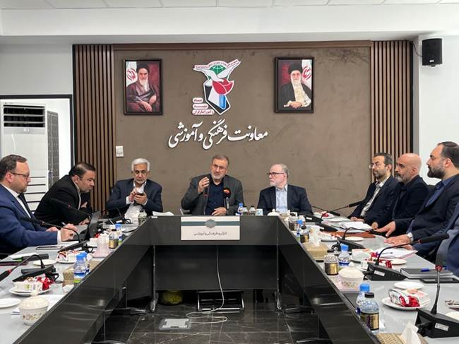 گفتمان ایثار و شهادت با رویداد شهید اجتماعیسازی میشود گفتمان ایثار و شهادت با رویداد شهید اجتماعیسازی میشود