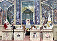 جزء خوانی قرآن کریم در بهار قرآن در حرم سید جلال الدین اشرف (ع)