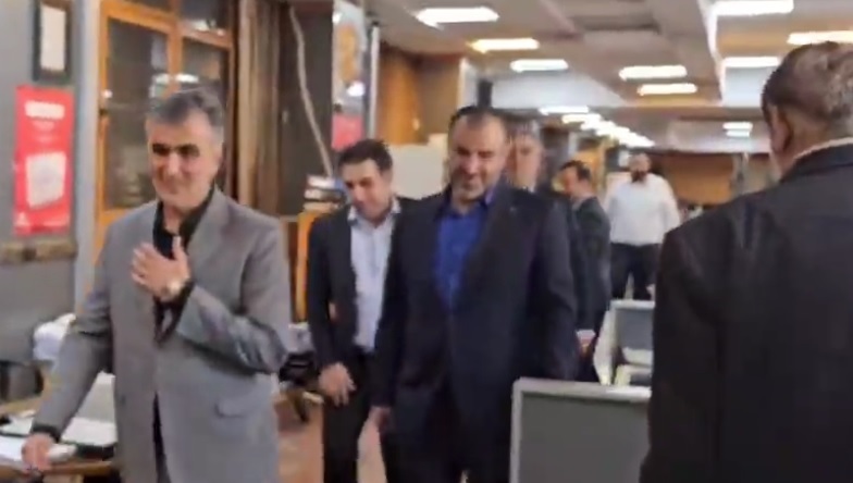 بازدید سرزده رئیس‌کل بانک مرکزی از بانک‌های تهران