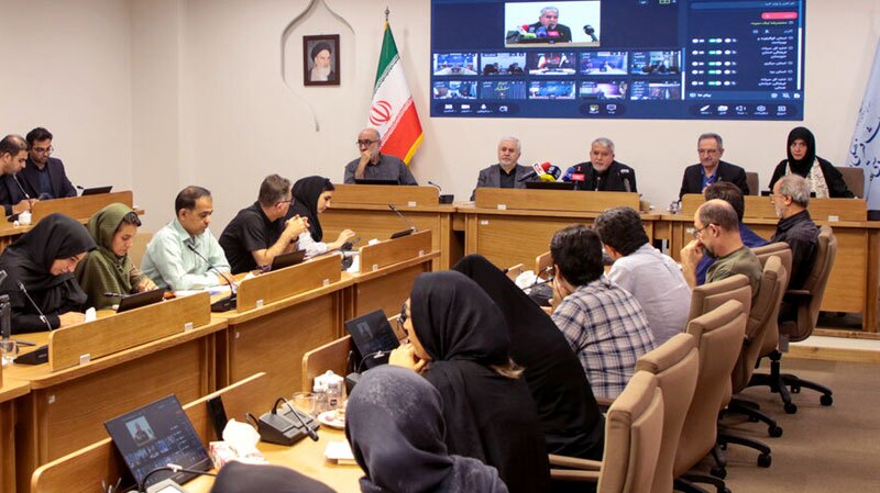 تک‌نرخی بودن خدمات گردشگری برای گردشگران داخلی و خارجی