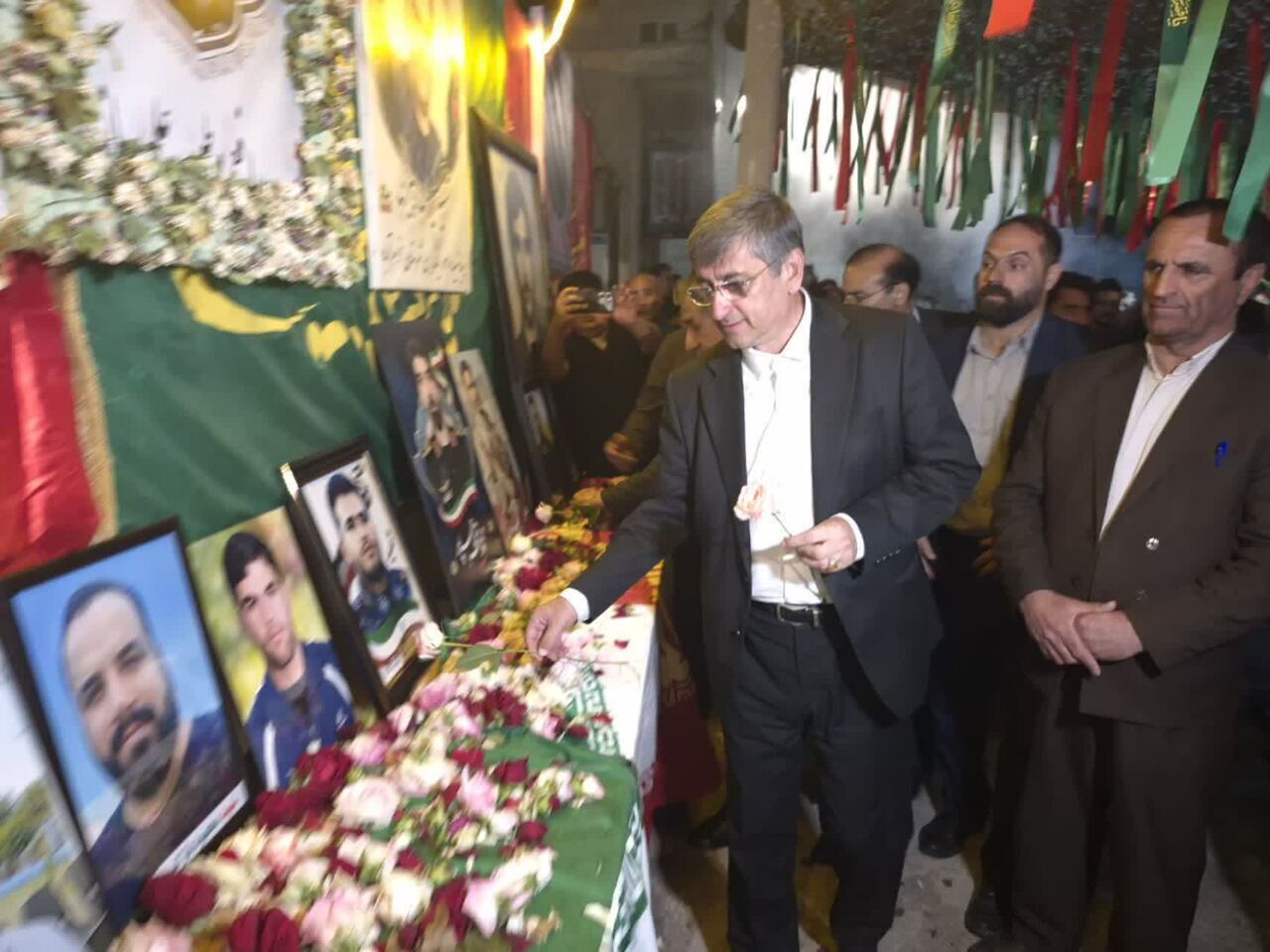 جنگ ۱۲ روزه تجلی دوباره رزم لرتباران در دفاع از کیان ایران زمین بود جنگ ۱۲ روزه تجلی دوباره رزم لرتباران در دفاع از کیان ایران زمین بود