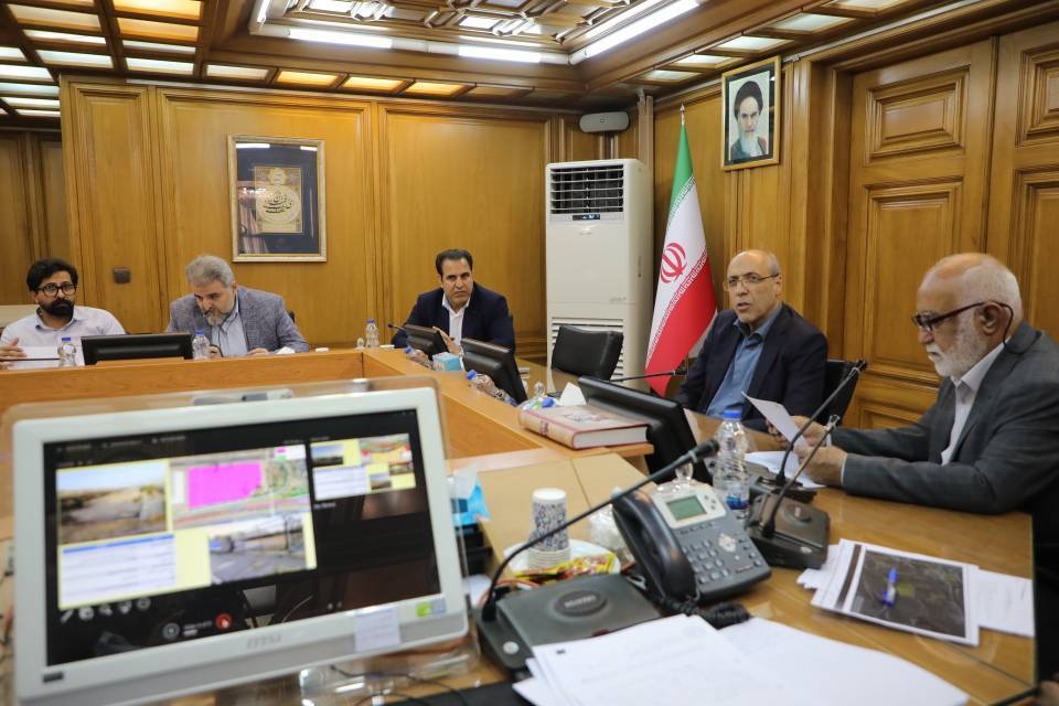 خطوط مترو در منطقه ۱۳ امتداد مییابد خطوط مترو در منطقه ۱۳ امتداد مییابد