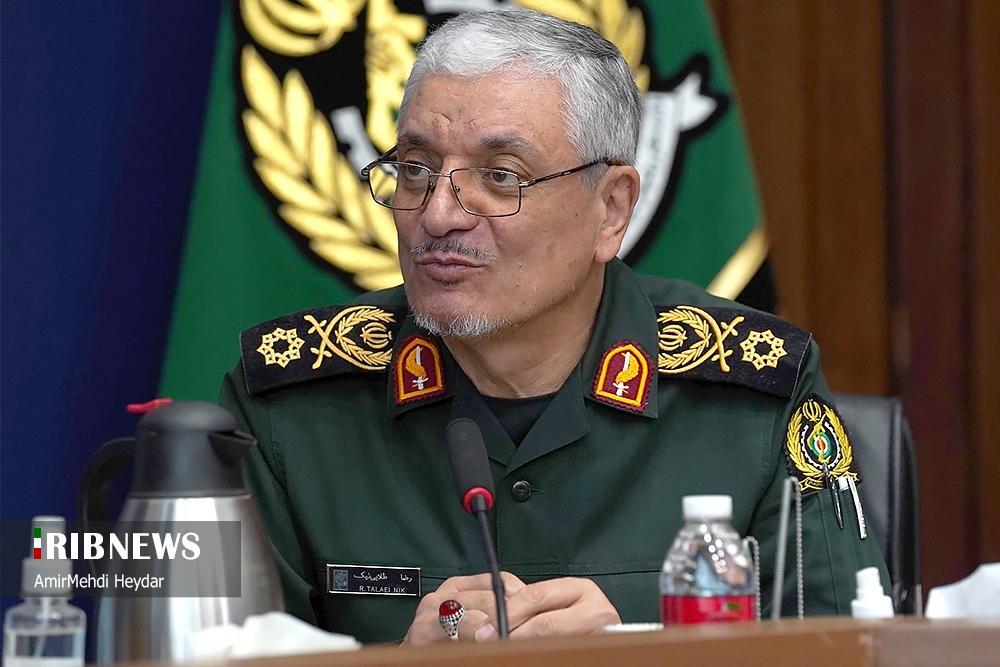 *** دشمن در ۱۲ روز جنگ درپی تضعیف ایران قوی بود