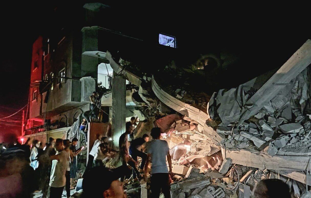 ۱۱ شهید در حمله صهیونیست‌ها به منزل مسکونی در غزه