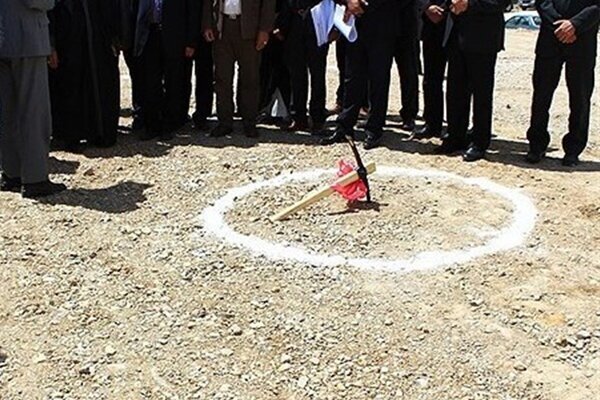 کلنگ زنی پروژه ۲۴۰ واحدی سراج در کرمانشاه با حضور رییس شورای مرکزی بنیاد مسکن