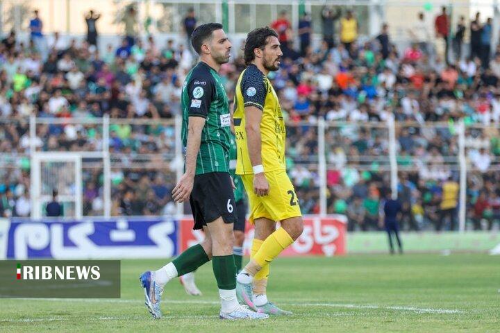 شکست خیبر مقابل سپاهان در خرمآباد شکست خیبر مقابل سپاهان در خرمآباد