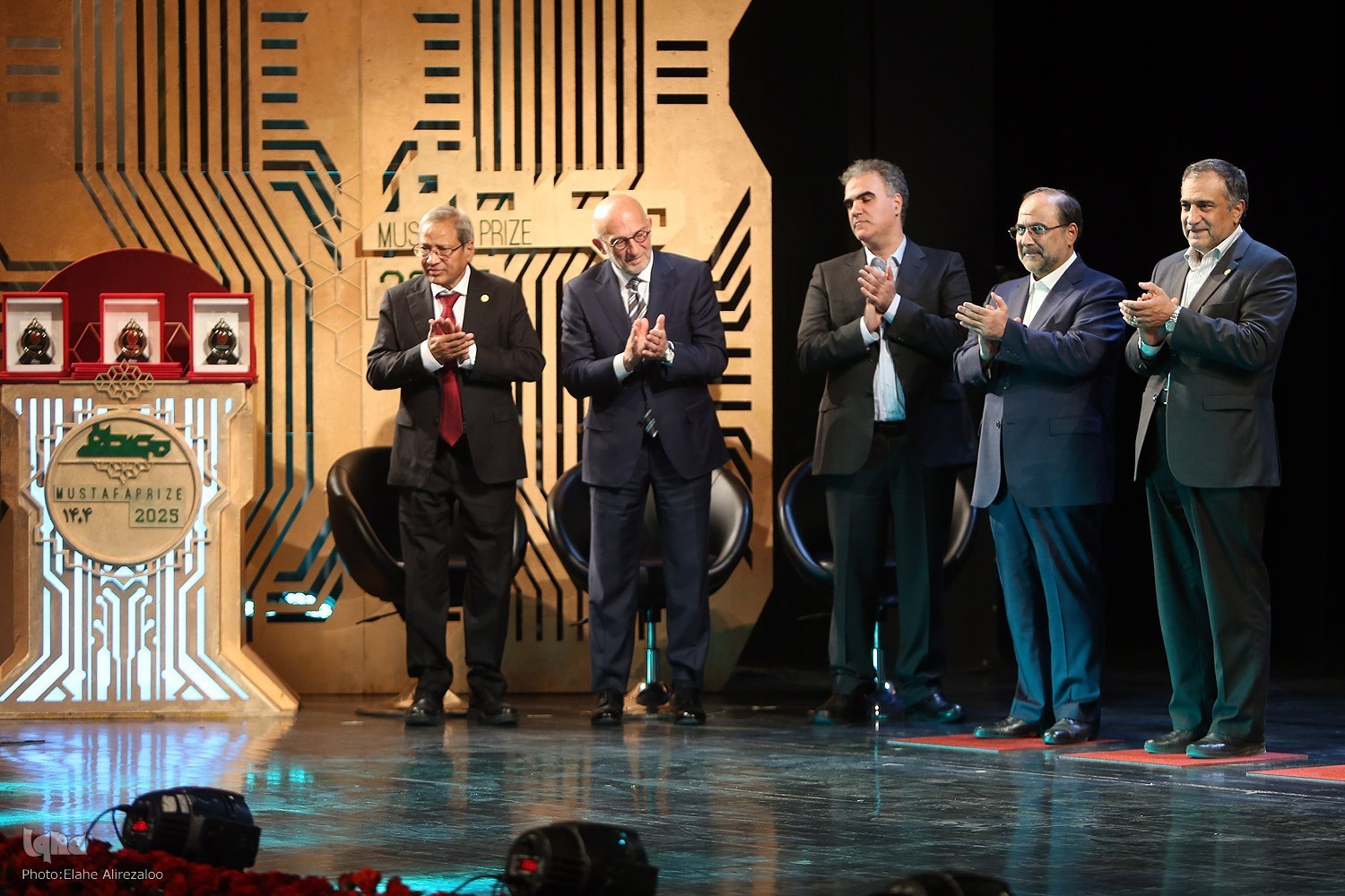 انتشار فراخوان جایزه مصطفی (ص)