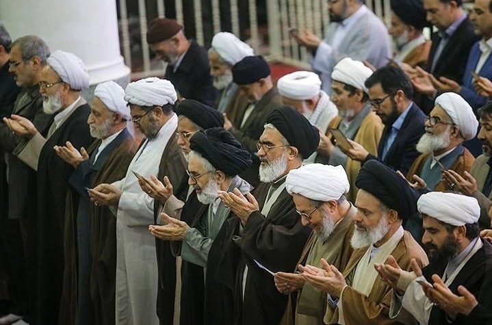 اقامه نماز طلب باران در قم اقامه نماز طلب باران در قم