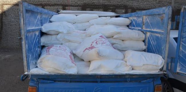 چهار خودرو حامل آرد غیرمجاز در بوکان توقیف شد چهار خودرو حامل آرد غیرمجاز در بوکان توقیف شد