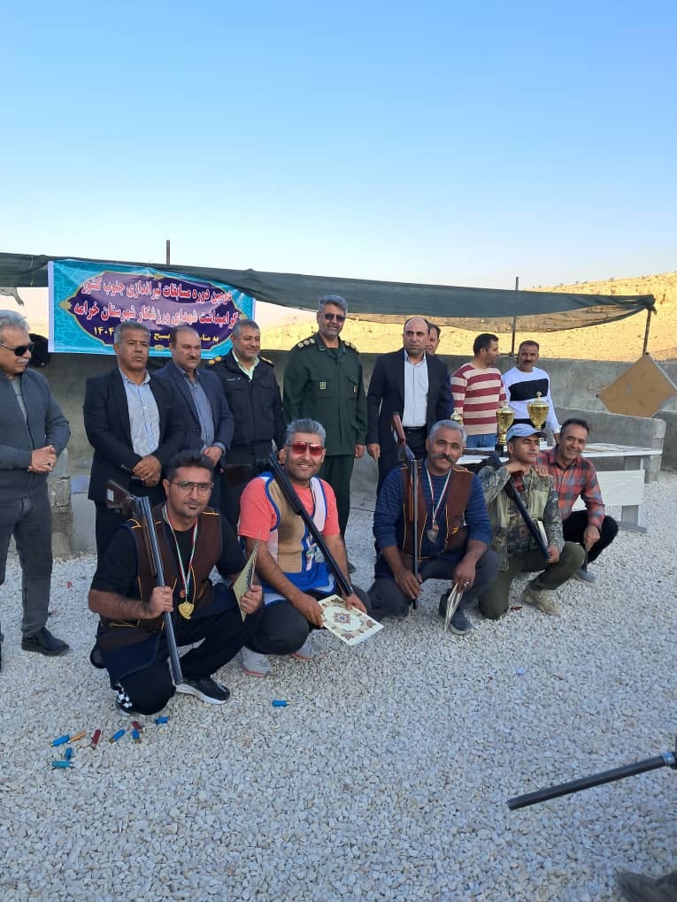 کازرون قهرمان مسابقات اهداف پروازی استان فارس کازرون قهرمان مسابقات اهداف پروازی استان فارس