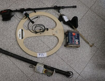 دستگیری متهمان و کشف فلزیاب در شهربابک دستگیری متهمان و کشف فلزیاب در شهربابک