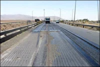 لکه‌گیری اساسی و روکش آسفالت ۸۳ کیلومتر از آزادراه زنجان-قزوین و زنجان-تبریز