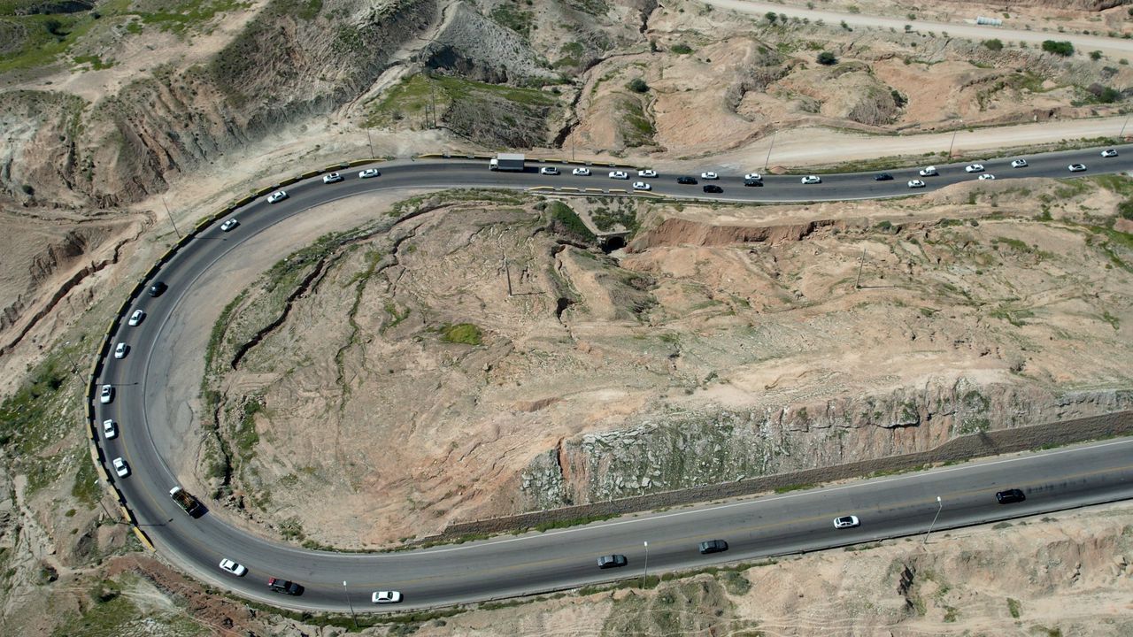 ثبت حدود ۲ میلیون تردد بین استانی در محور‌های بوشهر