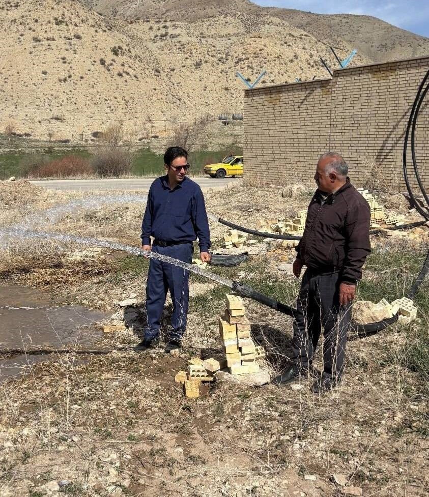 اجرای عملیات کفشکنی چاه آب شرب روستای شادمهن در فیروزکوه اجرای عملیات کفشکنی چاه آب شرب روستای شادمهن در فیروزکوه