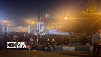 چشم انتظاری مردم برای وداع با رهبر شهید