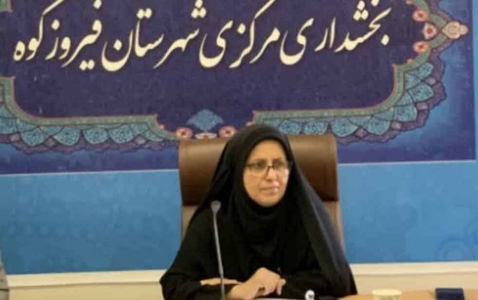 پذیرایی از شرکت کنندگان در مراسم تشییع رهبر شهید در روستاهای فیروزکوه پذیرایی از شرکت کنندگان در مراسم تشییع رهبر شهید در روستاهای فیروزکوه