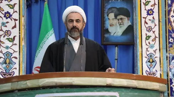 امام جمعه ایلام: تنگه هرمز، راه نفس و ابتکار عمل دشمن را بریده است امام جمعه ایلام: تنگه هرمز، راه نفس و ابتکار عمل دشمن را بریده است